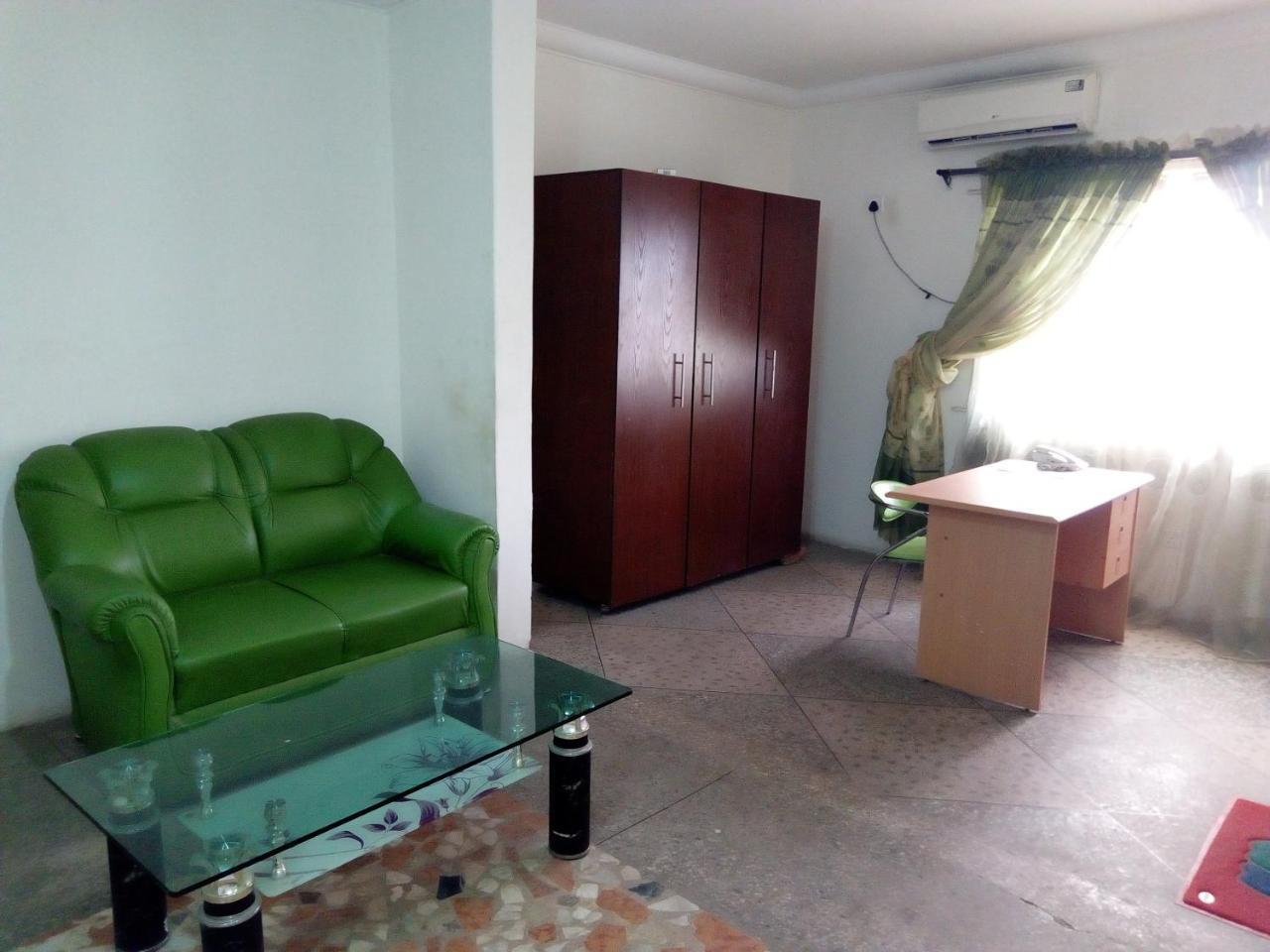 Royal Green Guest House Abeokuta Екстериор снимка