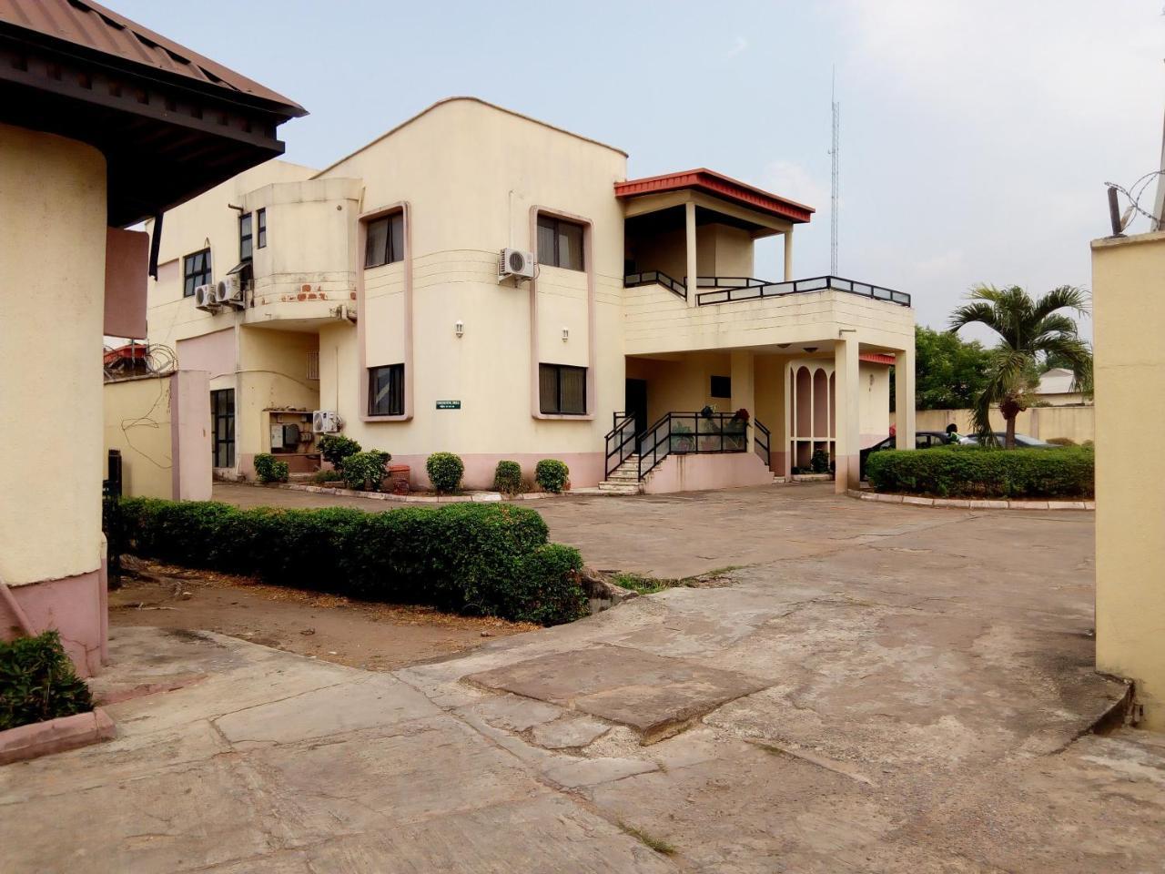 Royal Green Guest House Abeokuta Екстериор снимка